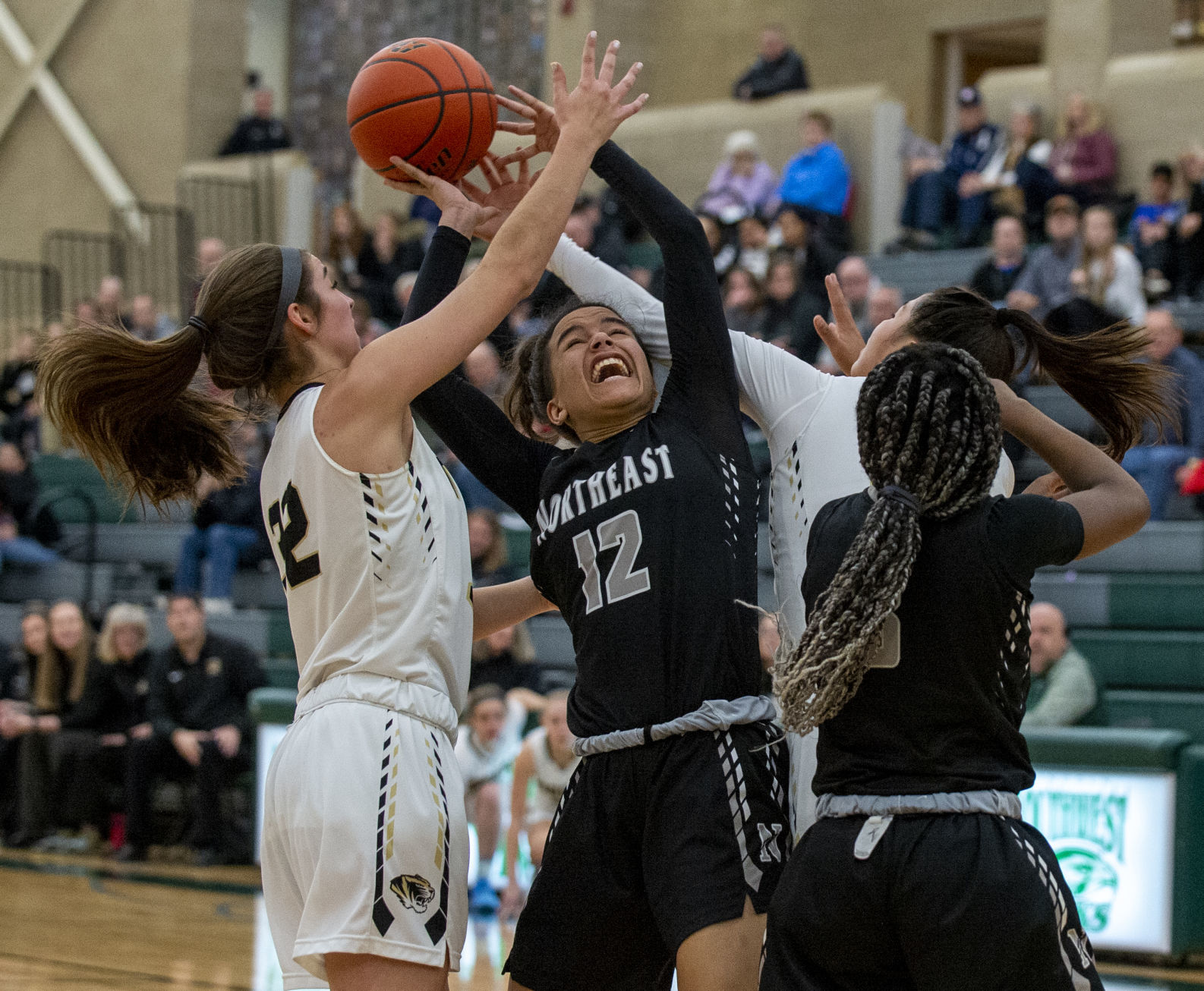 Heartland Athletic Conference Tournament semifinals, 12.30